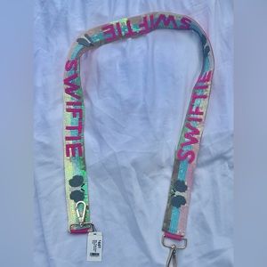 NWT — Exclusive/Original Beaded SwIfTiE Purse Strap